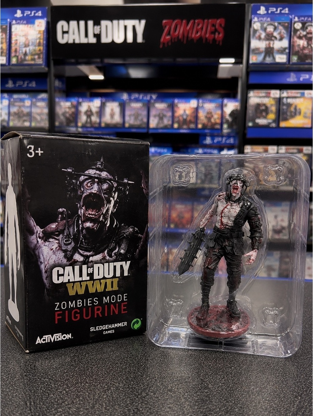 Call of Duty WWII Zombies Collectible Figure Activision Sledgehammer w/ Box